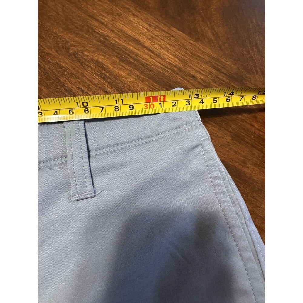 Boys Under Armour Gray Golf Shorts Size 12 Loose Heat Gear Performance Golf - Picture 3 of 6